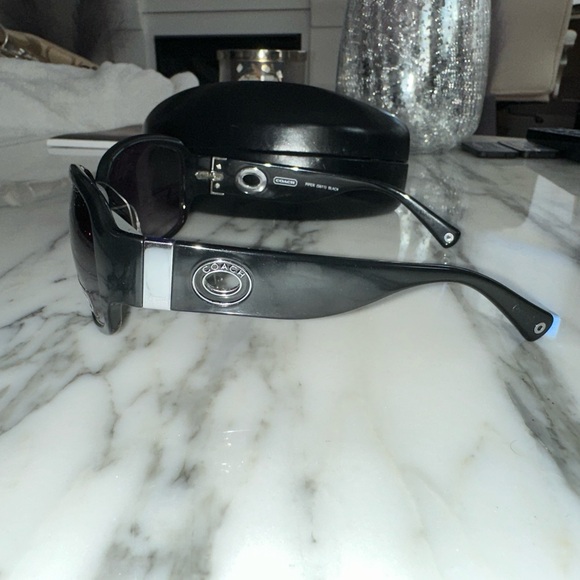 COACH SUNGLASSES - Picture 4 of 4